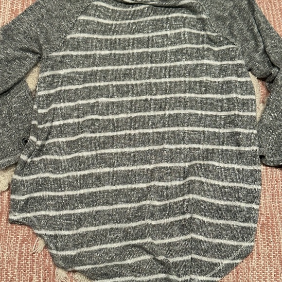 Free People high-low stretchy knit. - Picture 3 of 8